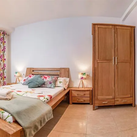 Apartmán Parrot's House
