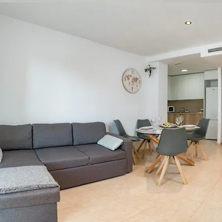 Parrot's House Apartment *