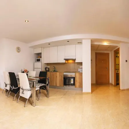 Parrot's House Apartment Lloret de Mar
